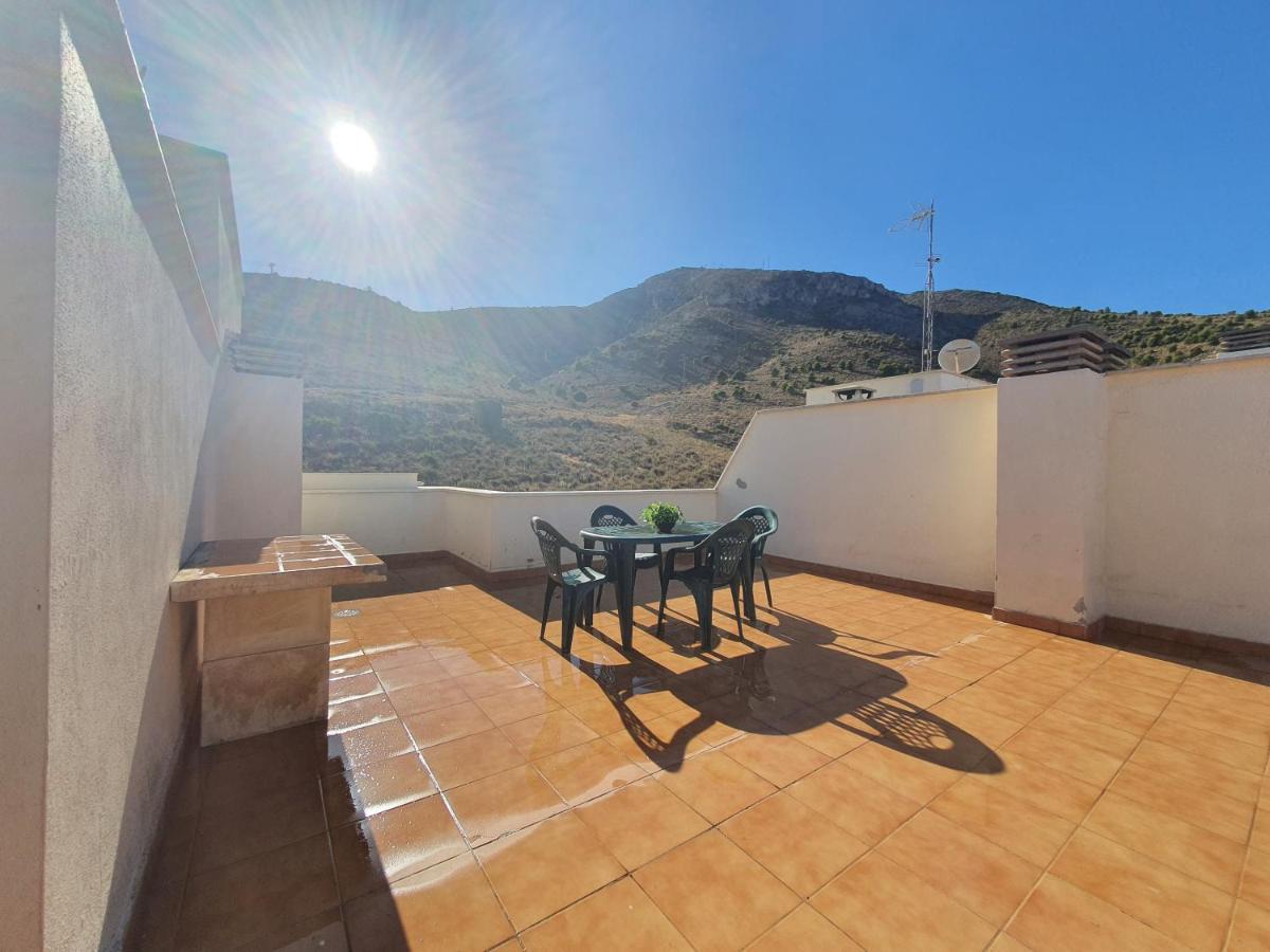 Cubo's Benalvistas Urban Love & 2 Free Parking *
