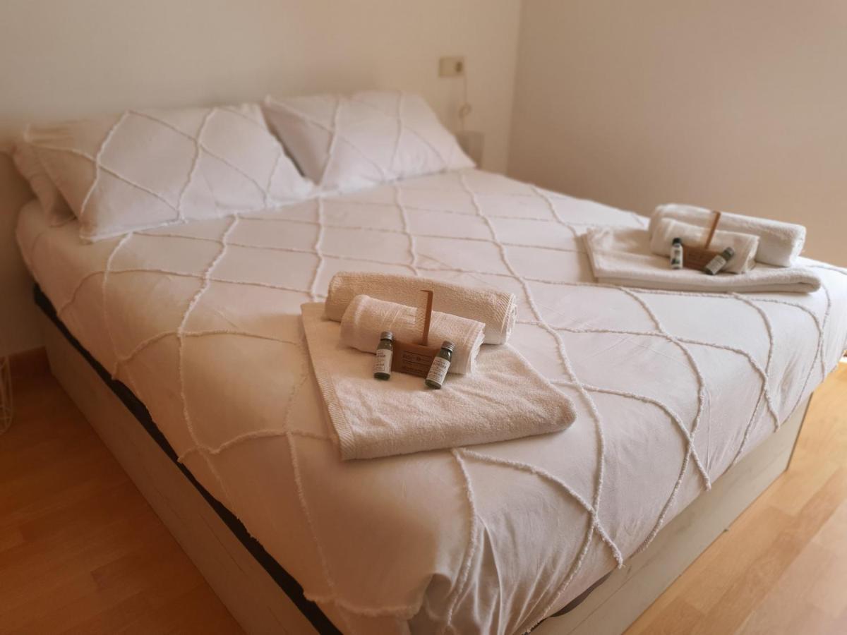 Apartment Cubo's Benalvistas Urban Love & 2 Free Parking Benalmadena