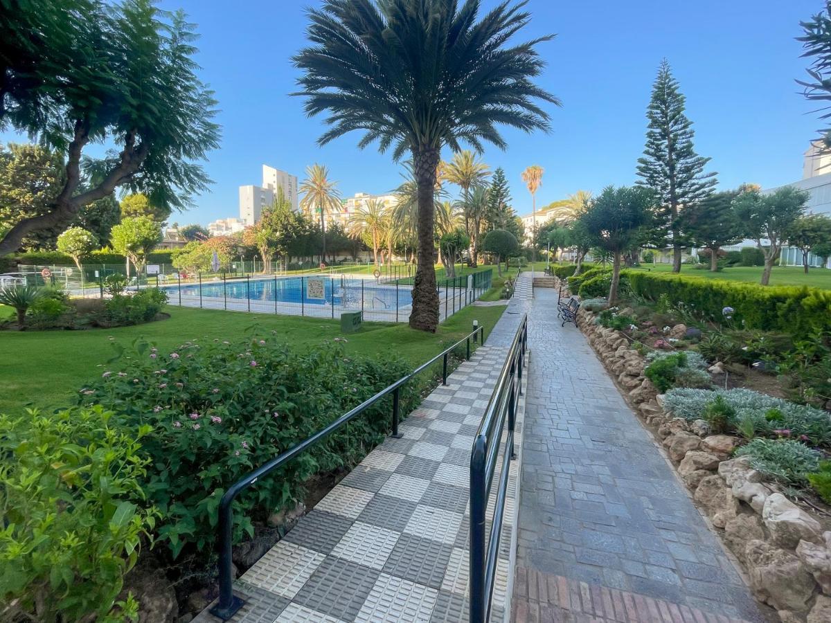 Apartment Oasis-real-apartment Beautiful Modern With Pool And Near The Benalmadena