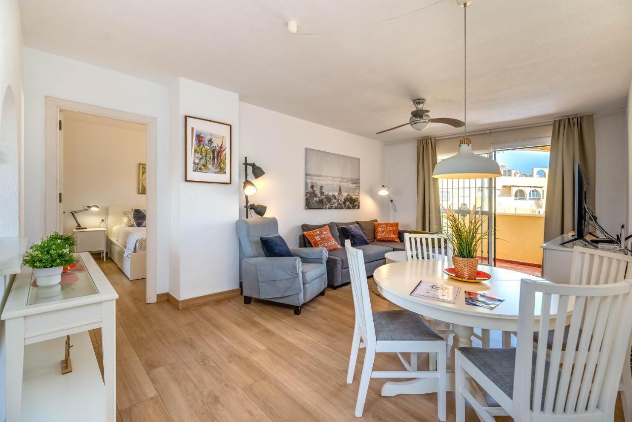 Vb Fantastic 3bdr Duplex With Large Terrace Apartment