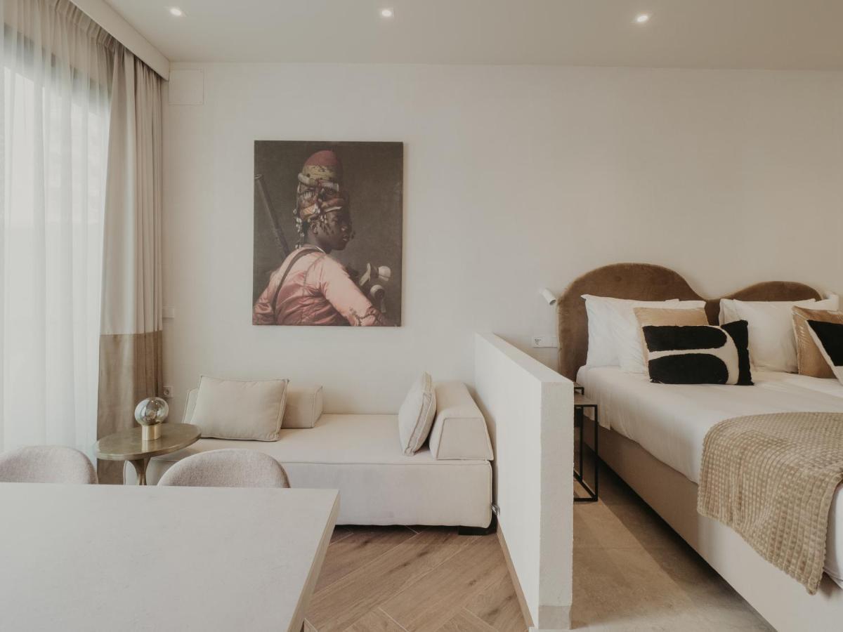 Comfy Aparthotel *