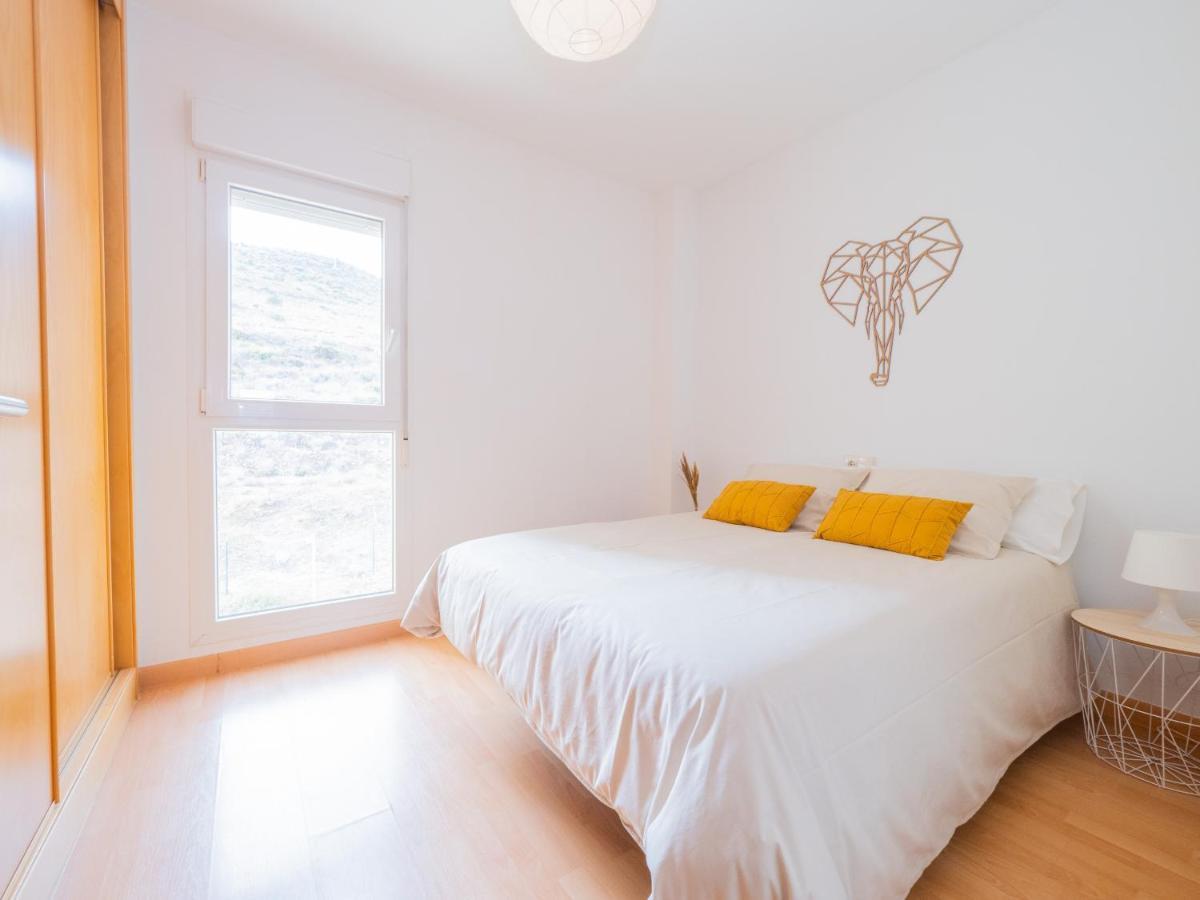 Apartment Cubo's Benalvistas Urban Love & 2 Free Parking Benalmadena