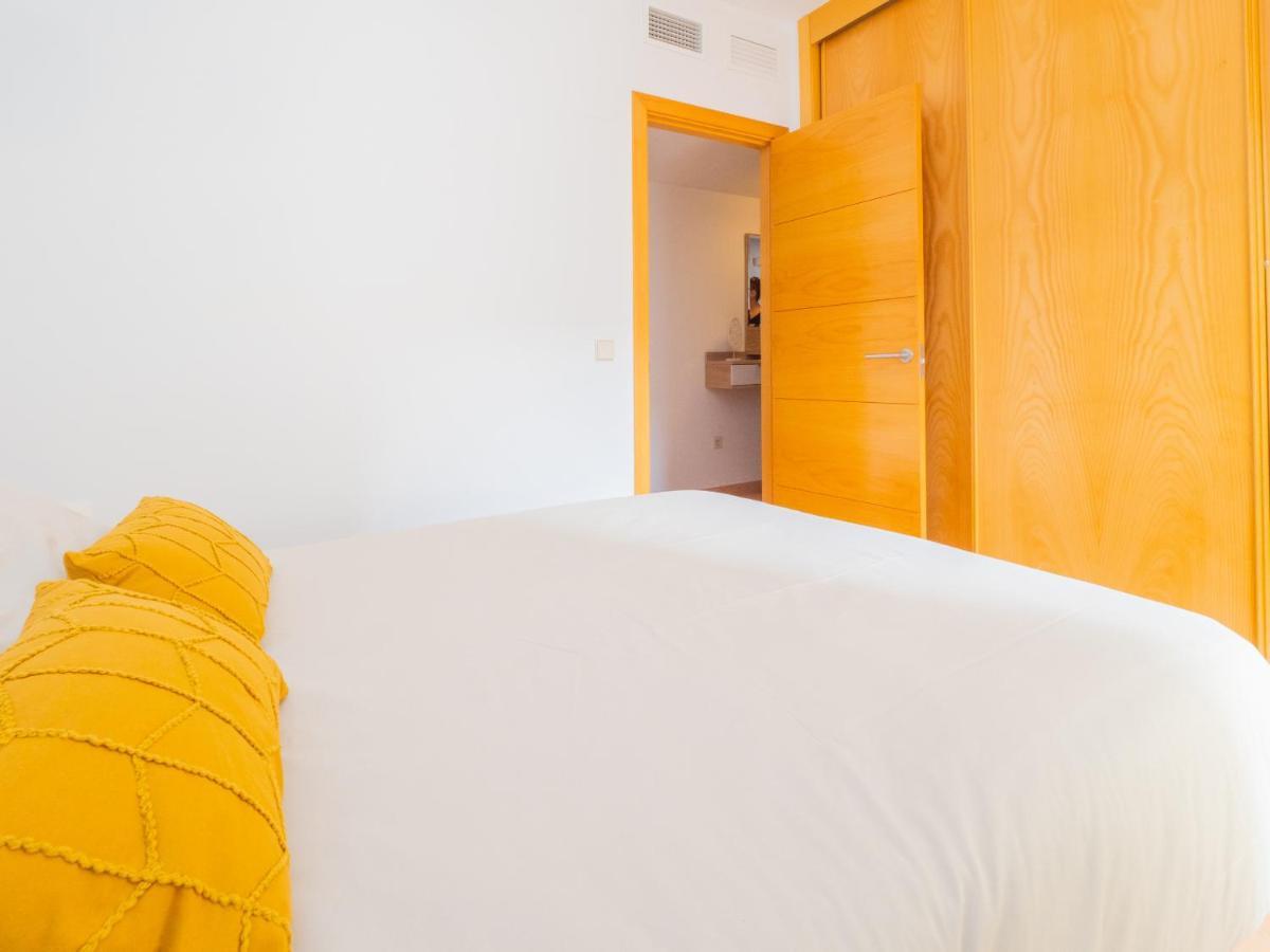 Cubo's Benalvistas Urban Love & 2 Free Parking Apartment Benalmadena