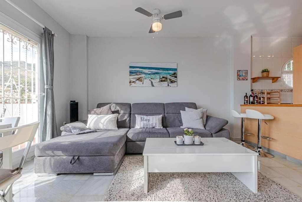 797holidayrentals- En Torremuelle Con Terraza Y Piscina *