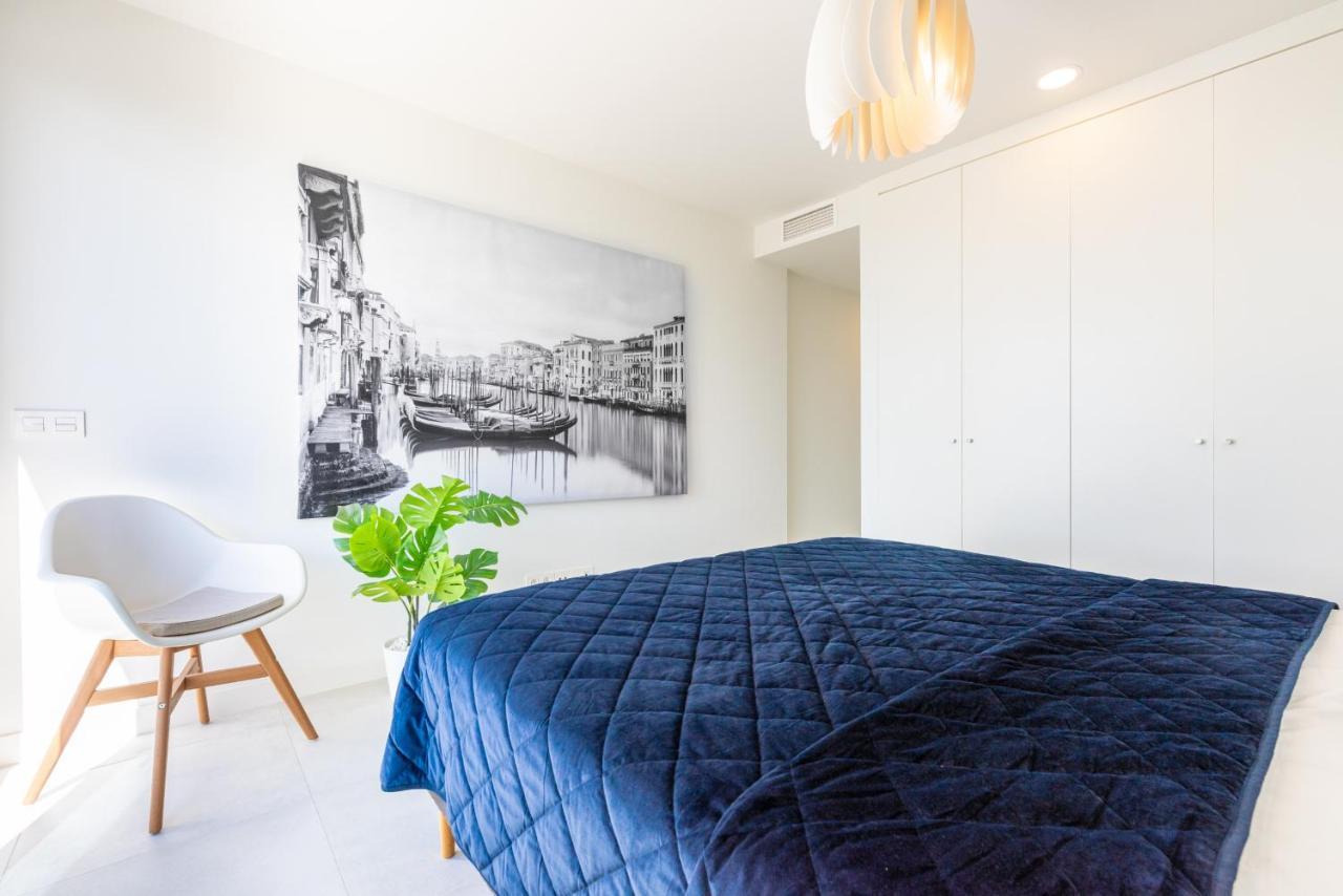 Bahia De Torrequebrada - 2 Bedroom With Seaview Apartment *
