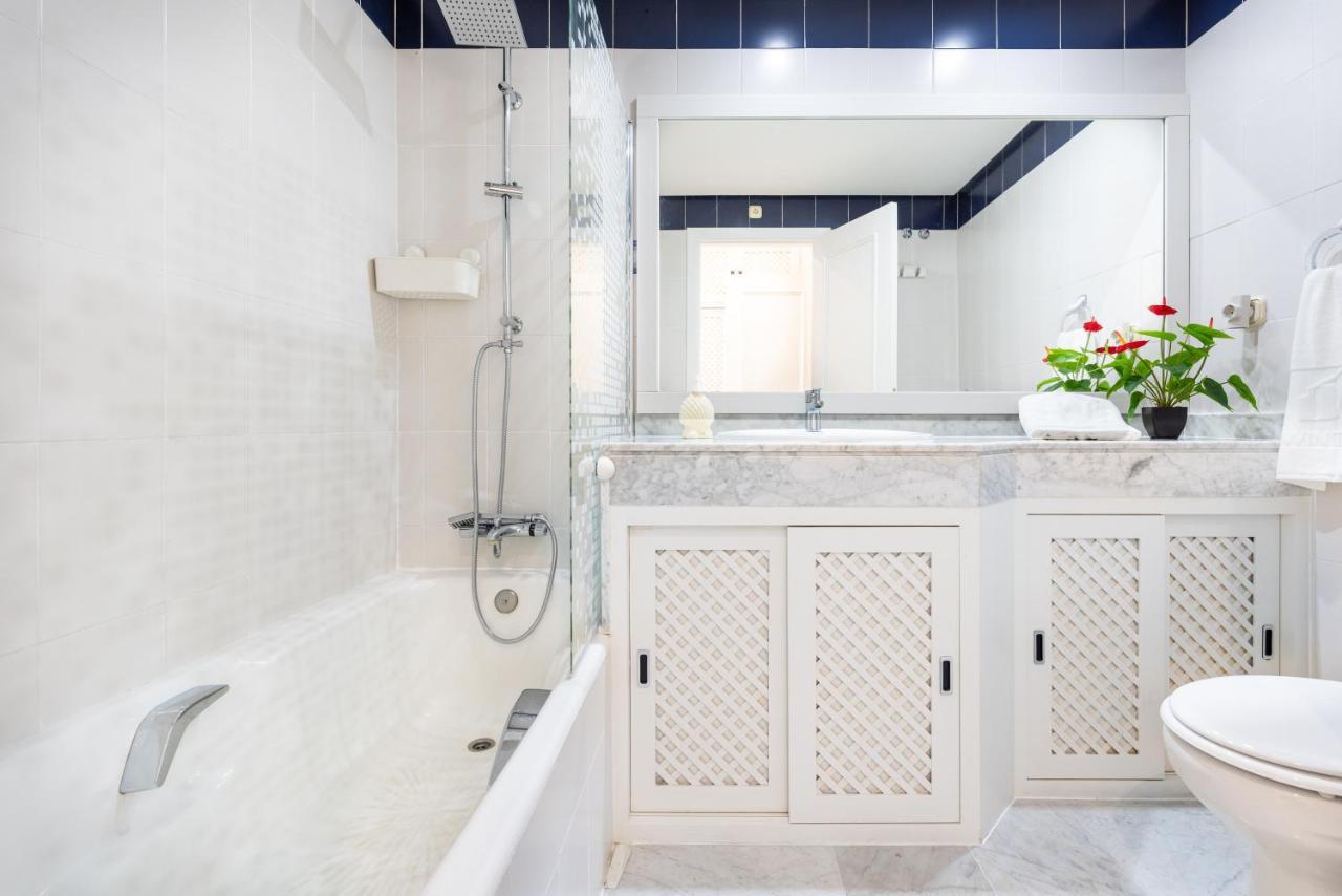 Wintowinrentals De Lujo En Medio De Puerto Marina. Appartement Benalmádena