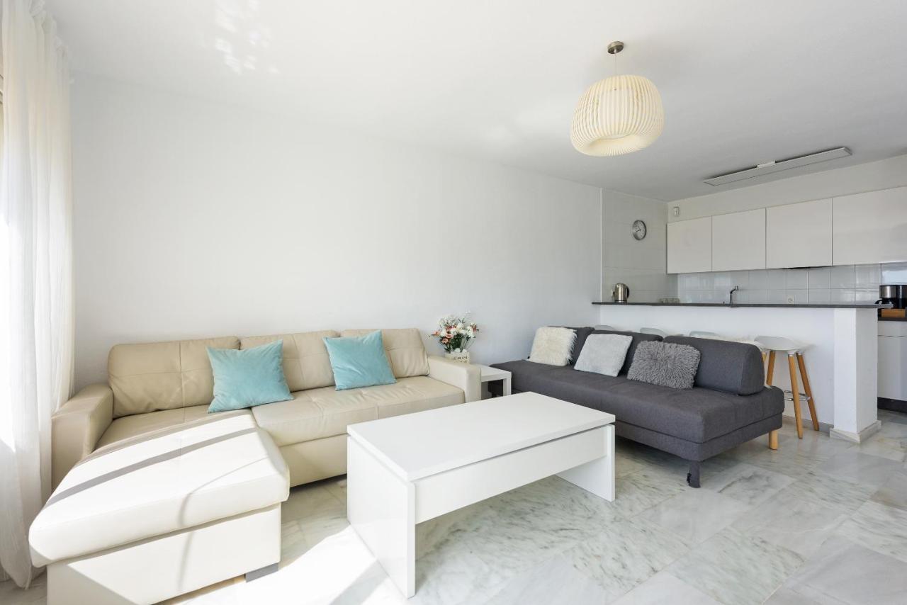 Urbanchicmalaga Sea View Year Pool 10m From And Shops In Torremuelle Benalmadena