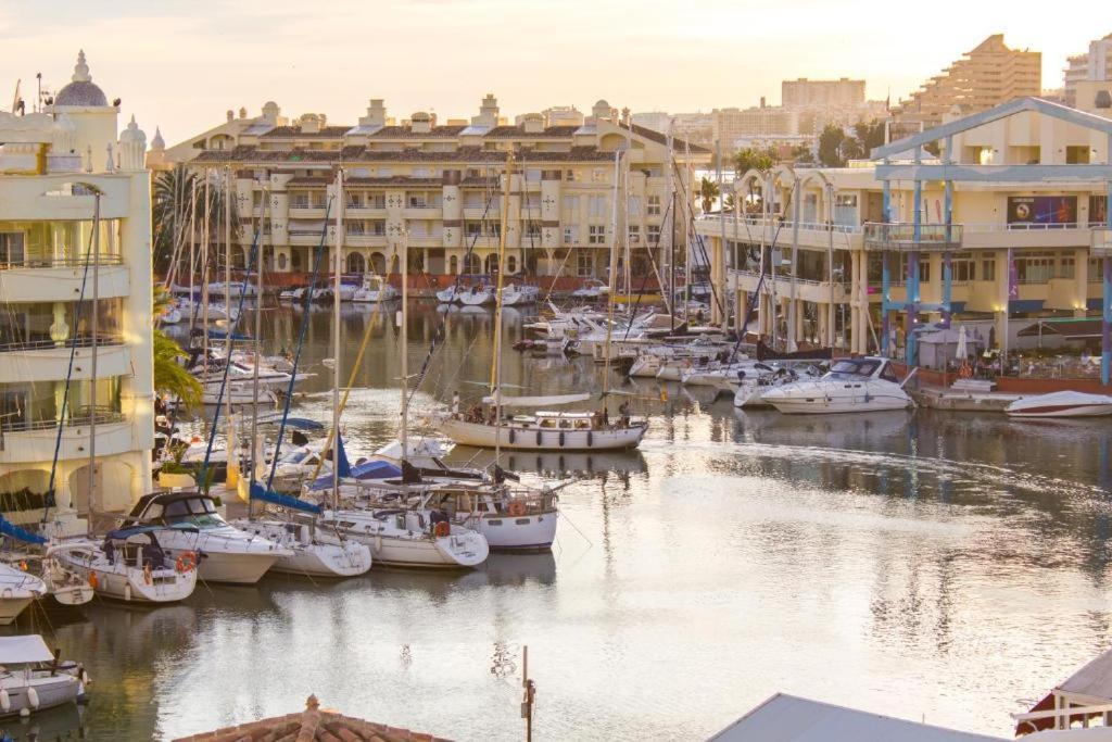 Con Vistas Al Mar Y Parking Privado Incluido Benalmádena