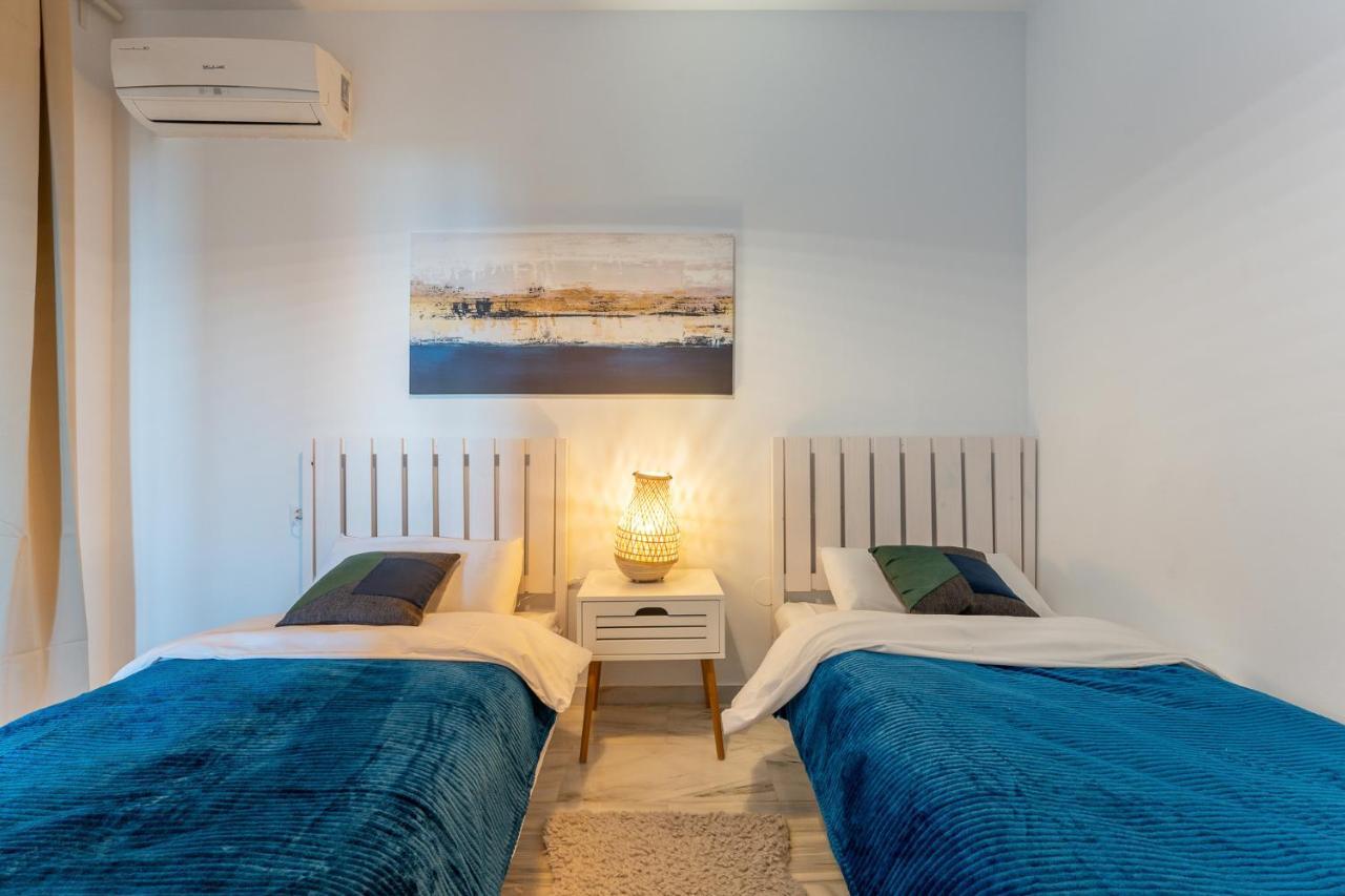 Beachfront Retreat Big Balcony And City Sea Views *