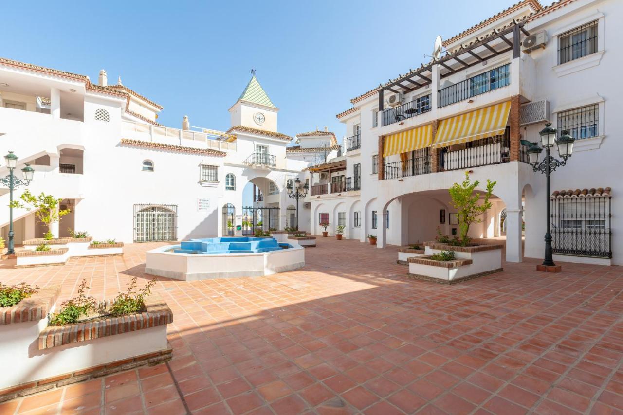 Lovely Seaview Apartment Benalmádena