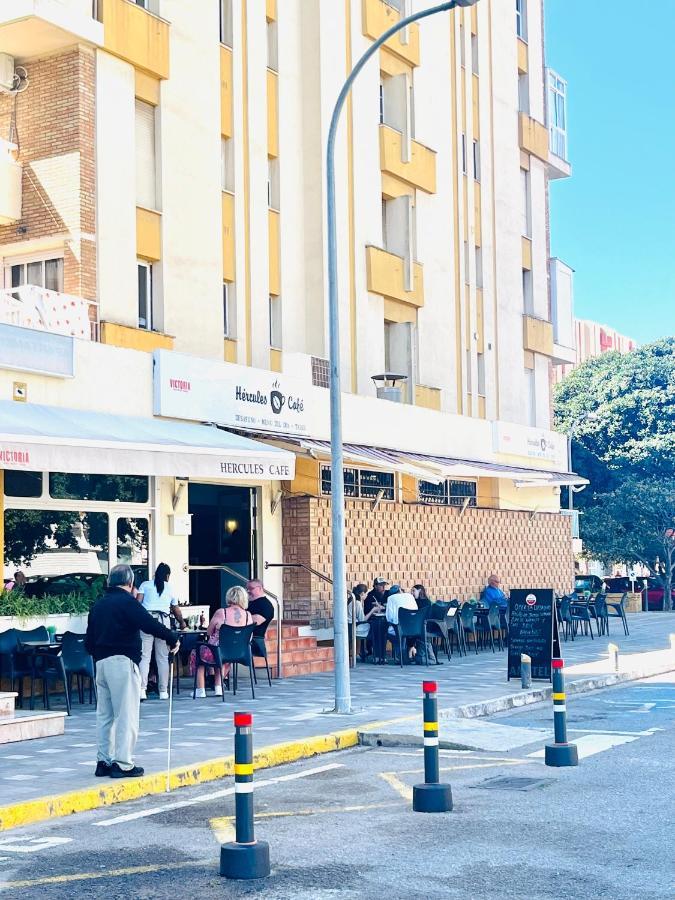 Lola Benalmadena