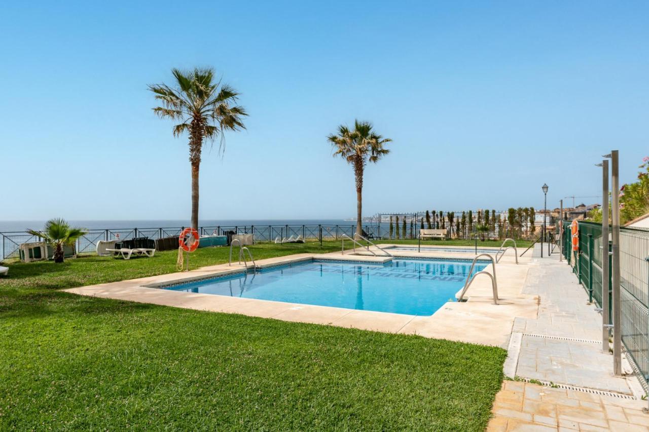 Apartment Spectacular Sea Views Parking And Pool