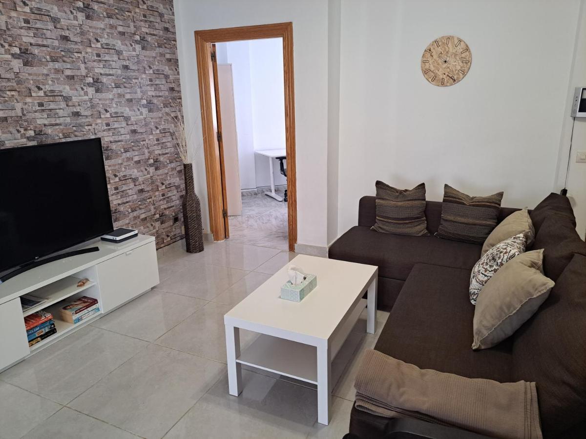 Spacious In Noelia With Private Pool, Garden & Parking Ferienhaus *