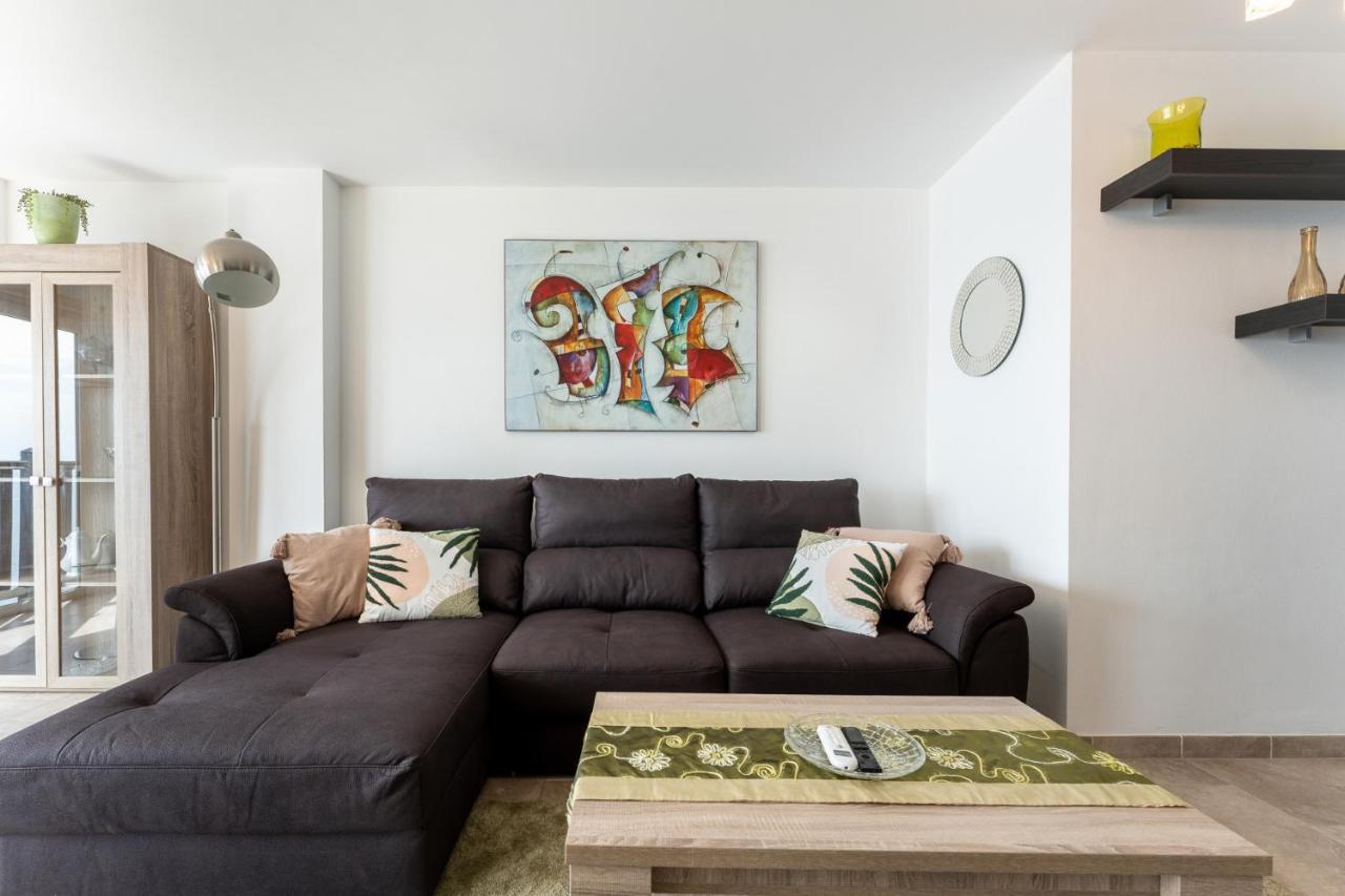 Spectacular Sea Views Parking And Pool Apartment Benalmadena