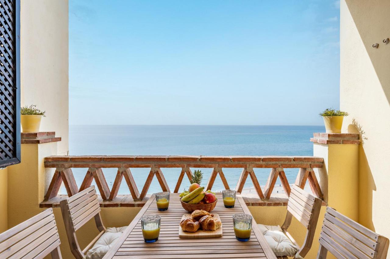 Spectacular Sea Views Parking And Pool Apartment *