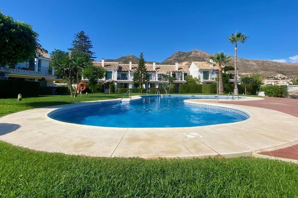 3 Bedroom Semi Detached With Stunning Views! Apartment Benalmadena