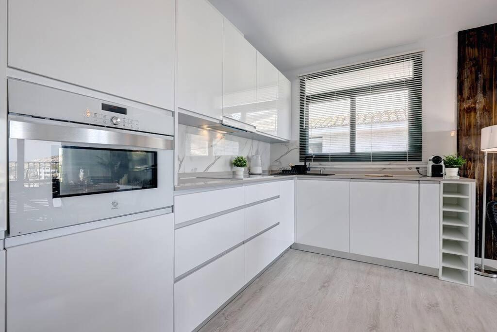 Apartment 3 Bedroom Semi Detached With Stunning Views!