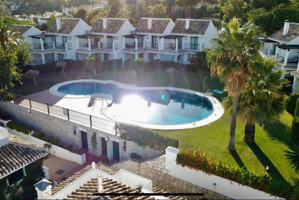 Apartment 3 Bedroom Semi Detached With Stunning Views!