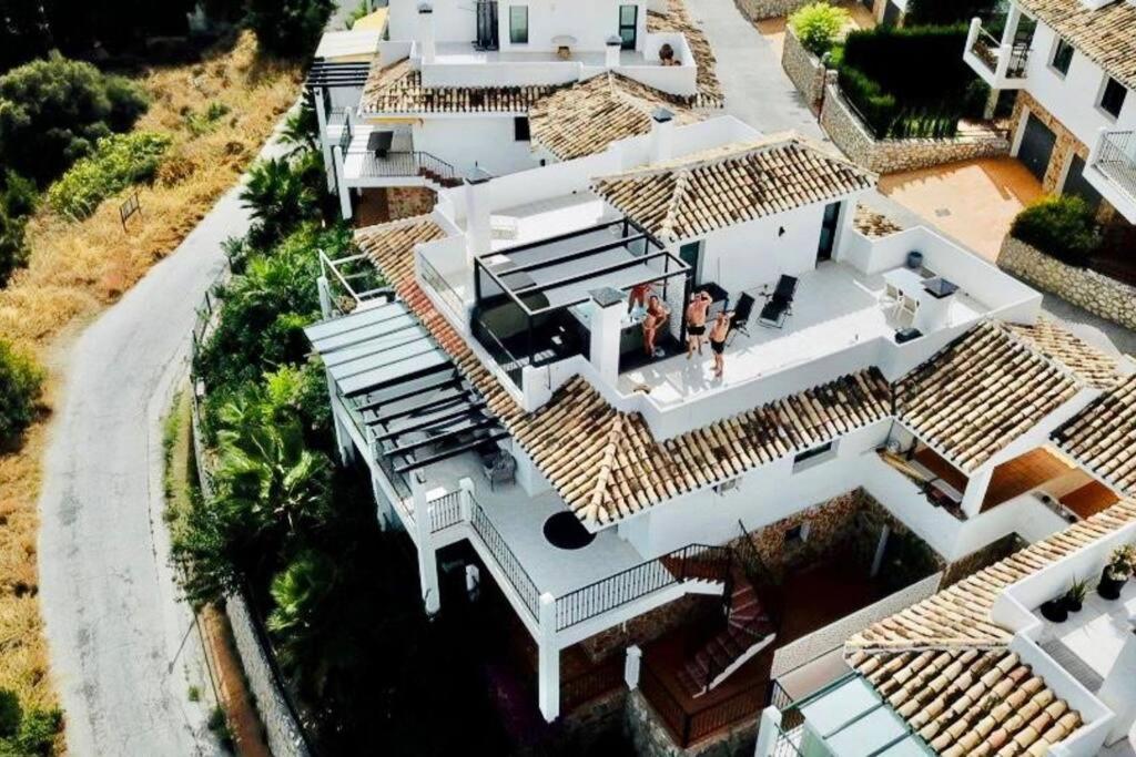 3 Bedroom Semi Detached With Stunning Views! Apartment Benalmadena