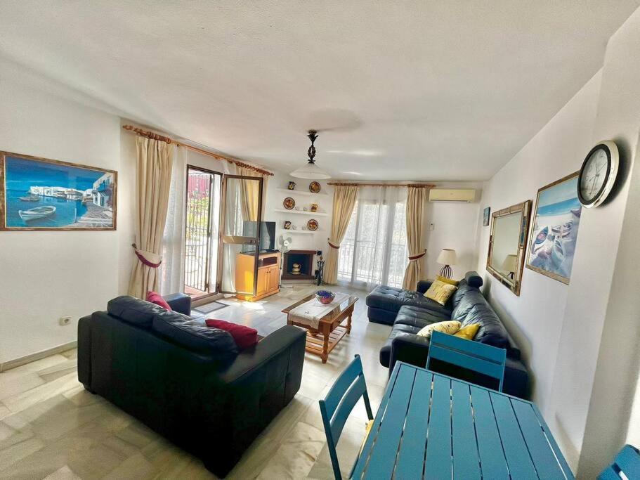 1 Bed With Mountain Views Apartment