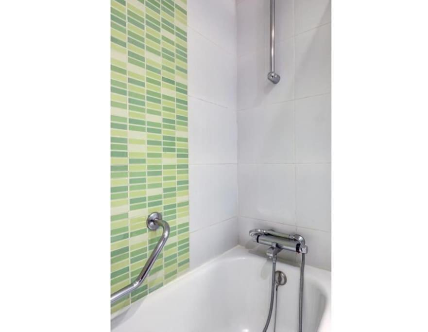 Benalbeach. 1º Linea De Playa. Apartment Benalmadena