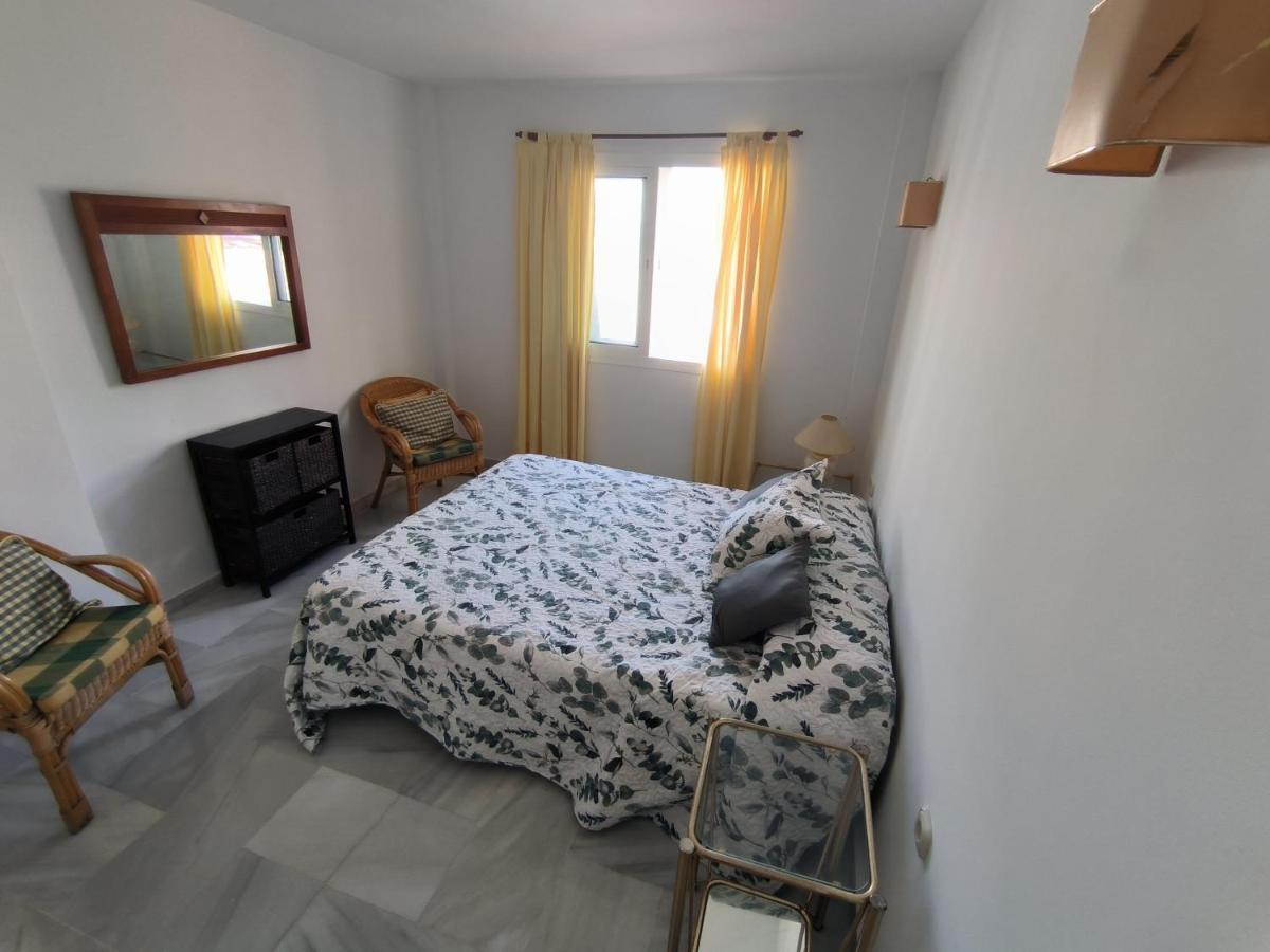 Puerto Marina Apartment *