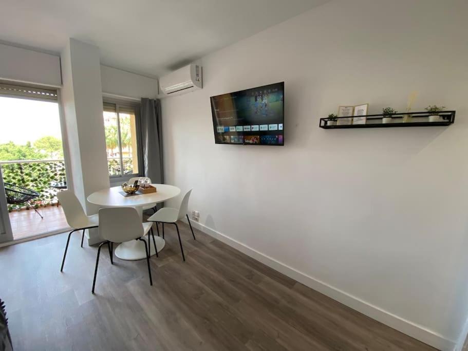 Moderno Con Vistas, Recepcion 24 Hs Y Piscinas Benalmádena