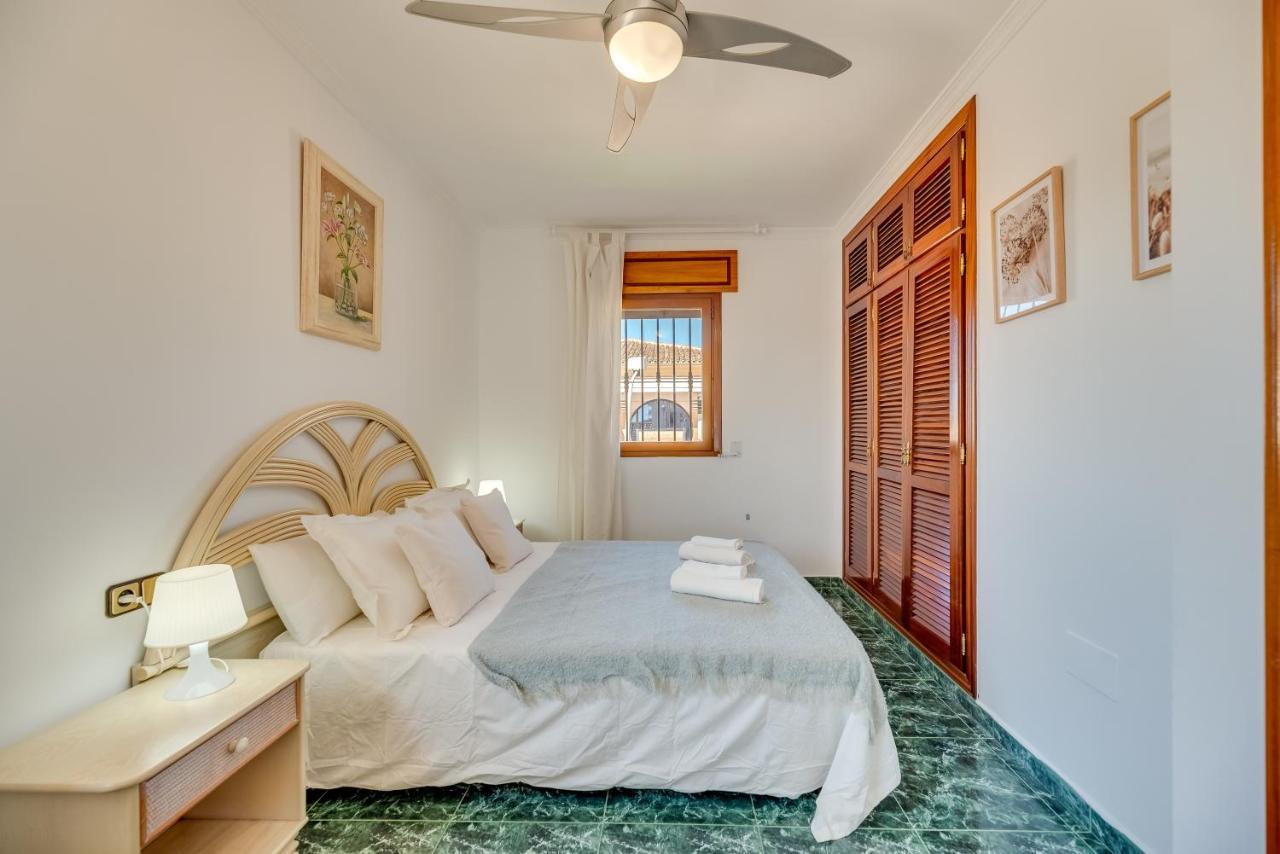 Villa Vb Goya 7br Andalusian By The Marina *