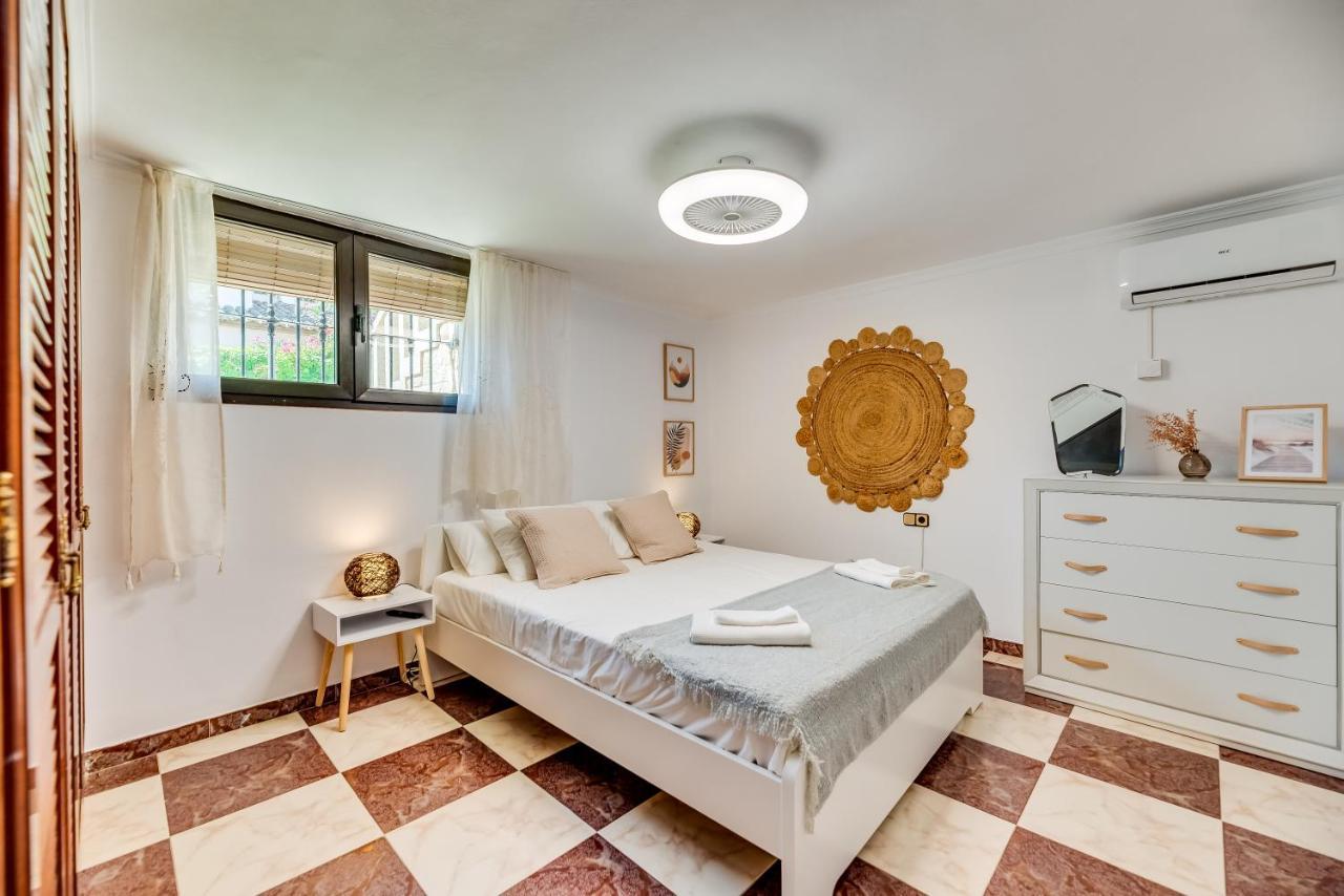 Villa Vb Goya 7br Andalusian By The Marina