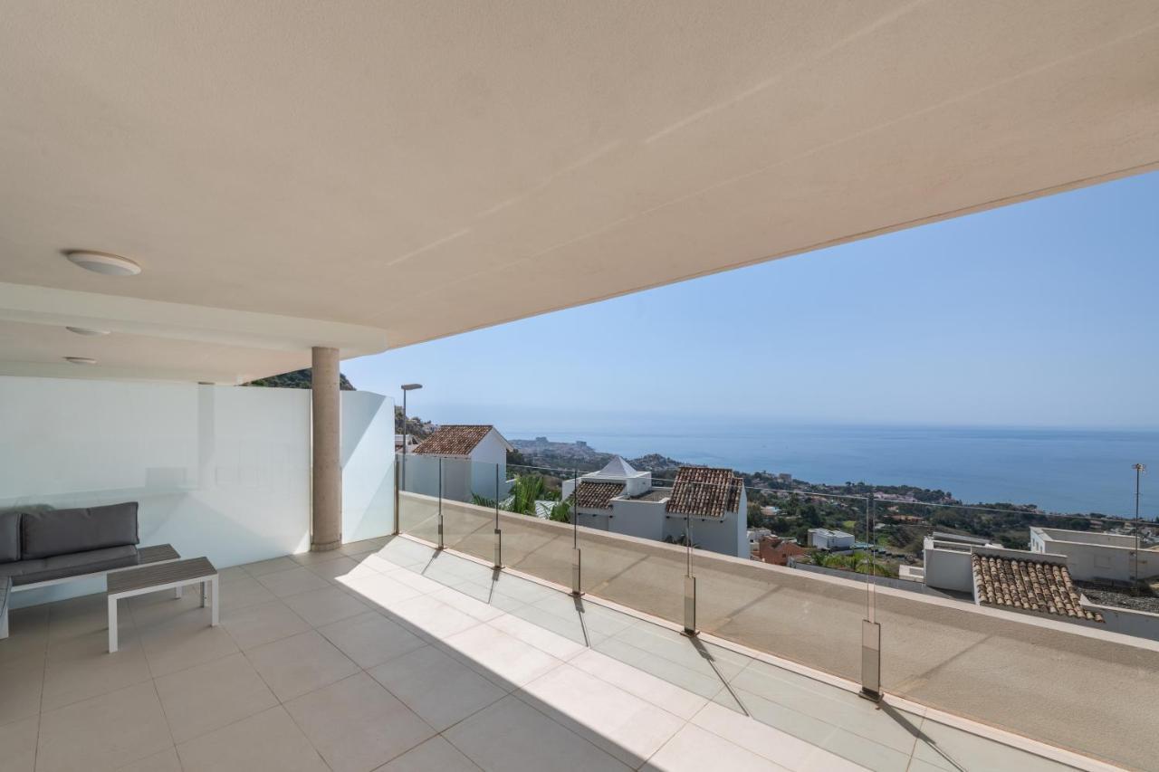 3 Bedroom Sea View Stupa Hills Apartment Benalmádena