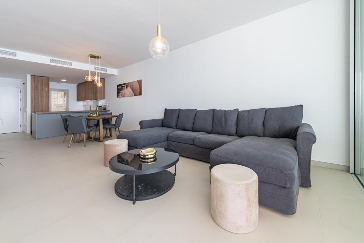 Apartment 3 Bedroom Sea View Stupa Hills
