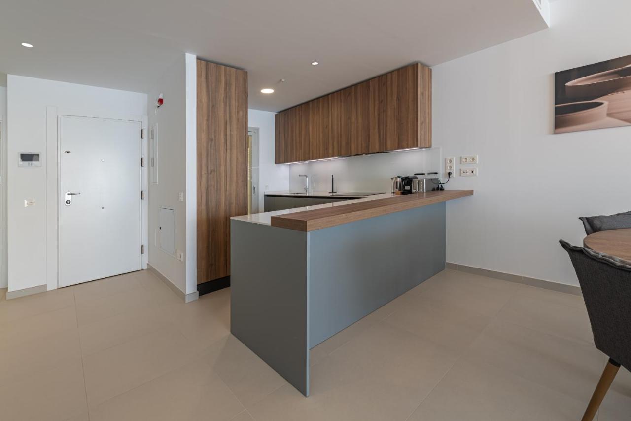 3 Bedroom Sea View Stupa Hills *