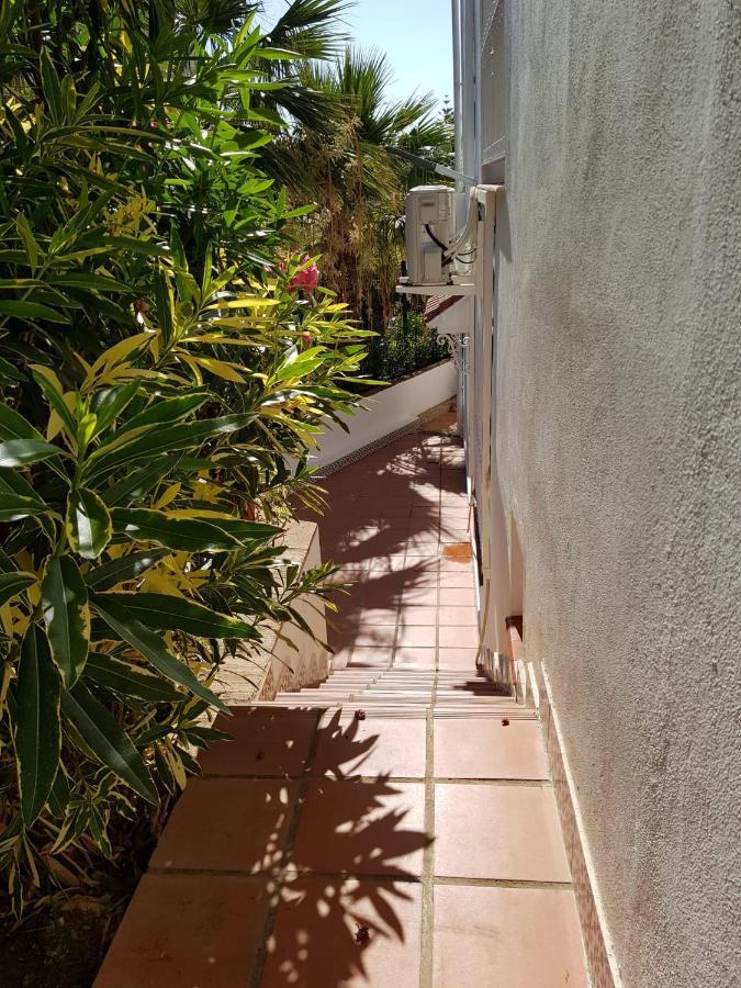 Guest house Deluxe Athos 50 Mp Garden Patio Golf &