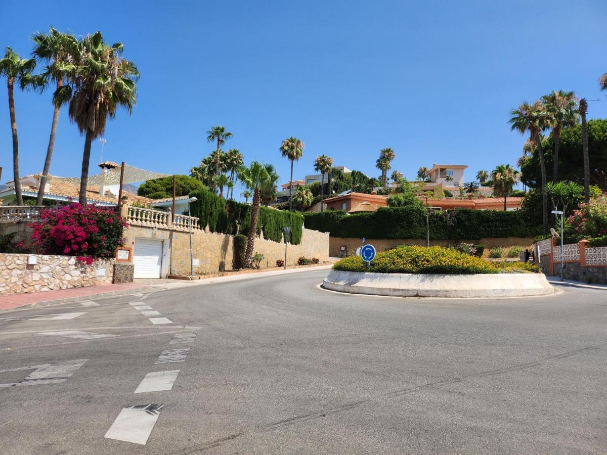 Deluxe Athos 50 Mp Garden Patio Golf & * Benalmadena