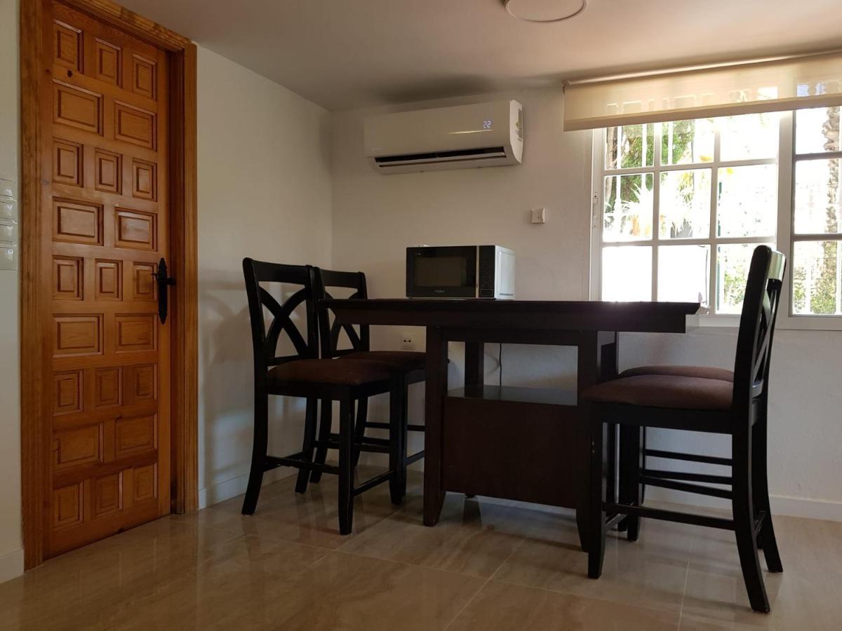 Deluxe Athos 50 Mp Garden Patio Golf & Guest house *