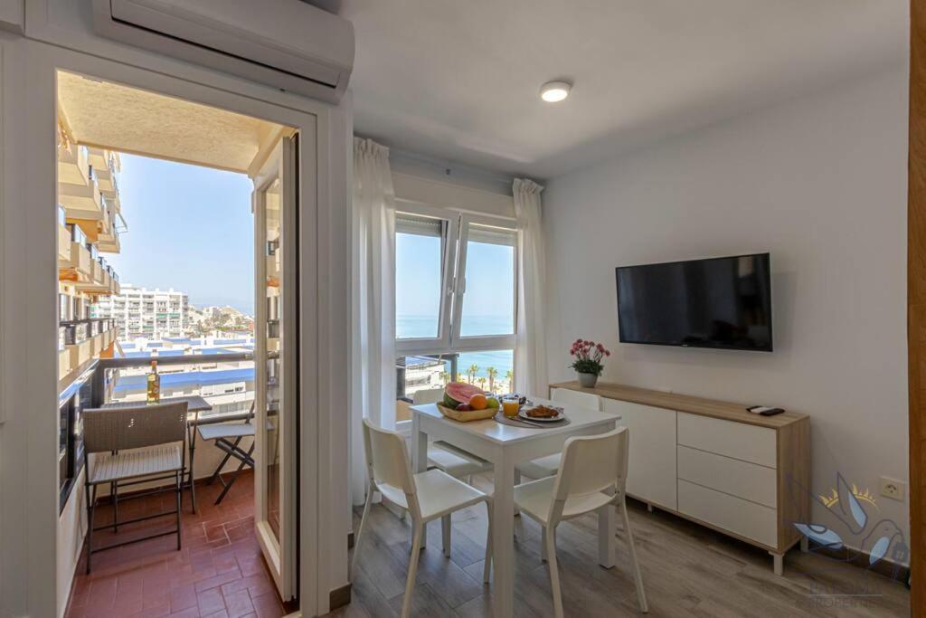 Aloha Playa With Sea Views In Front Of The