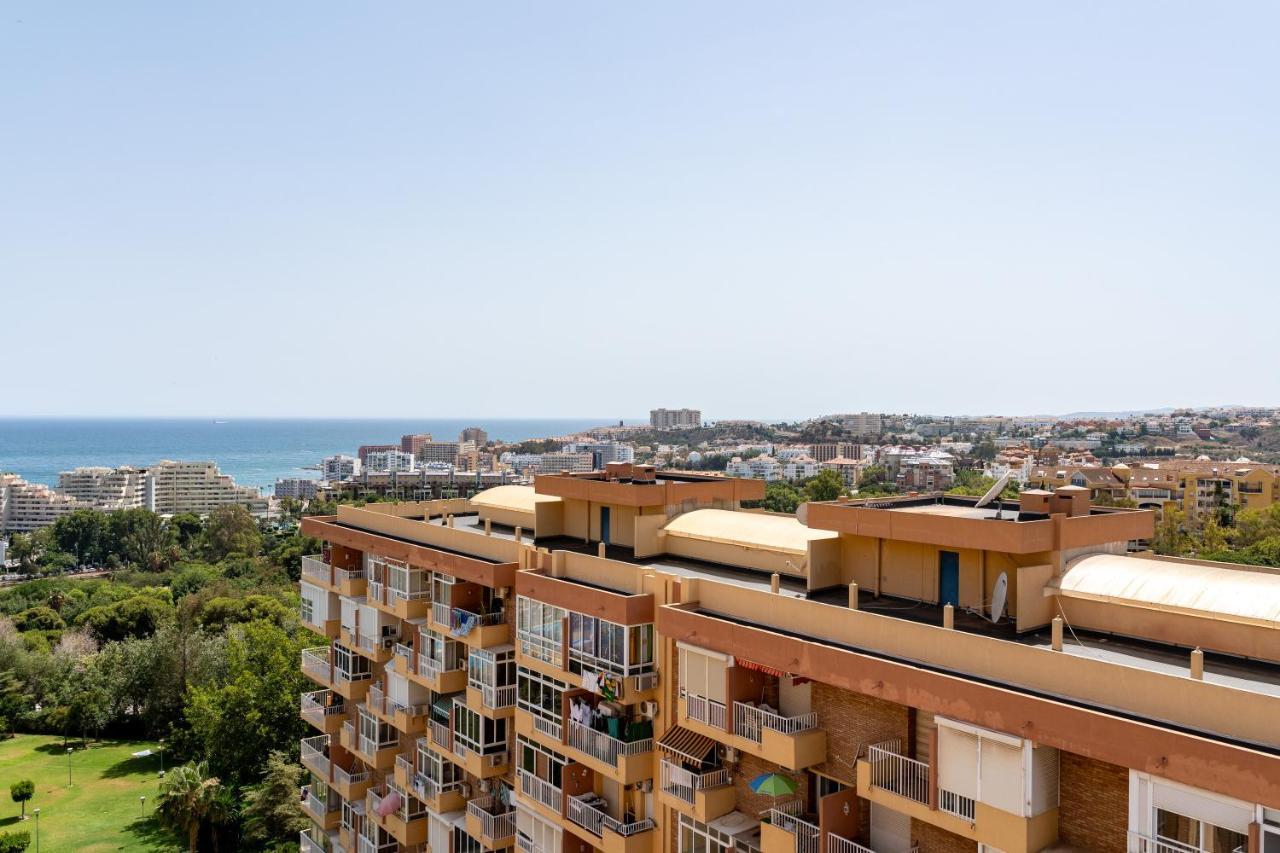 Aguila 900 * Benalmádena