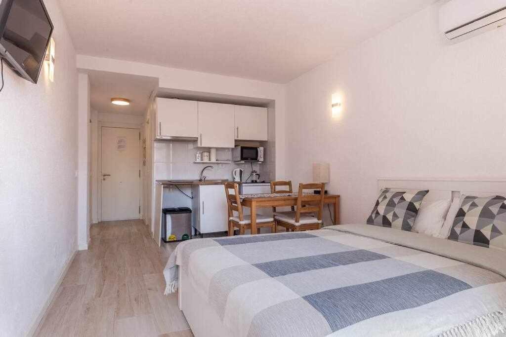 The Seven Seas Apartment