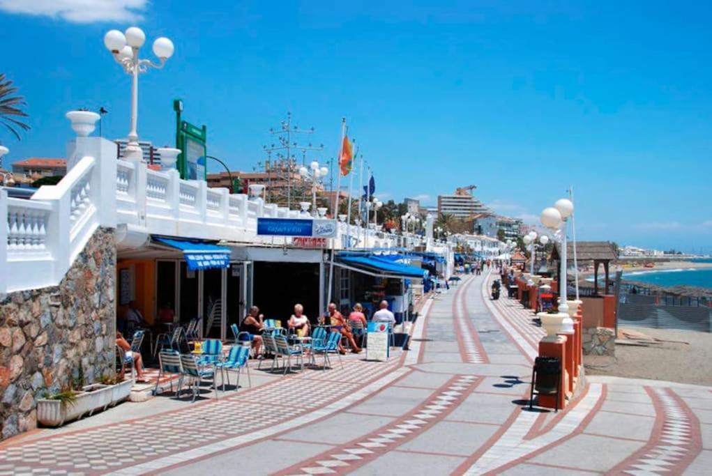 Family In Private Urbanisation With Large Community Pool * Benalmadena