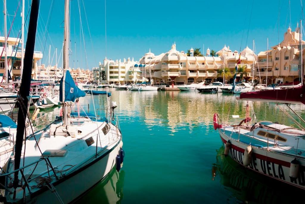 Villa Family In Private Urbanisation With Large Community Pool