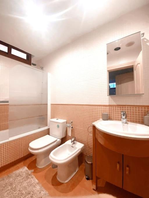 Family In Private Urbanisation With Large Community Pool * Benalmadena