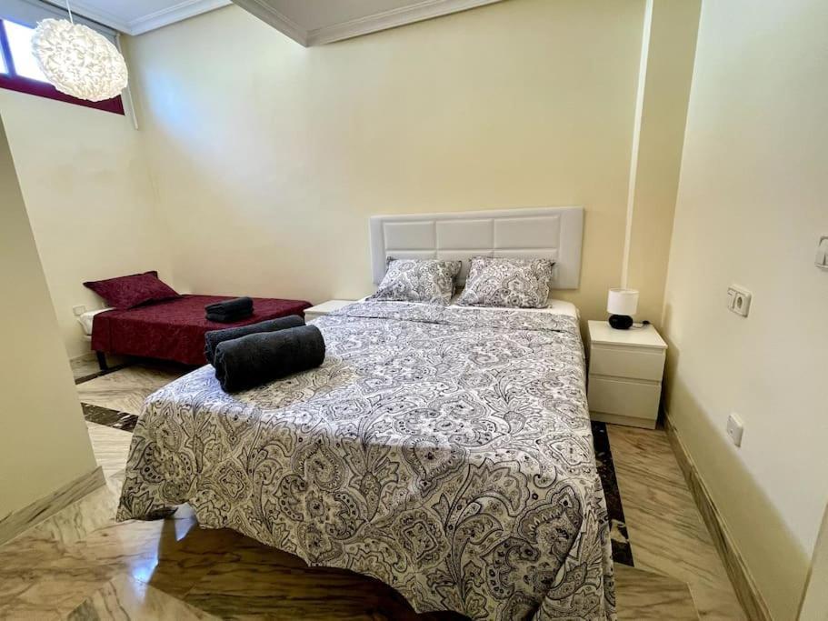 Family In Private Urbanisation With Large Community Pool Benalmadena