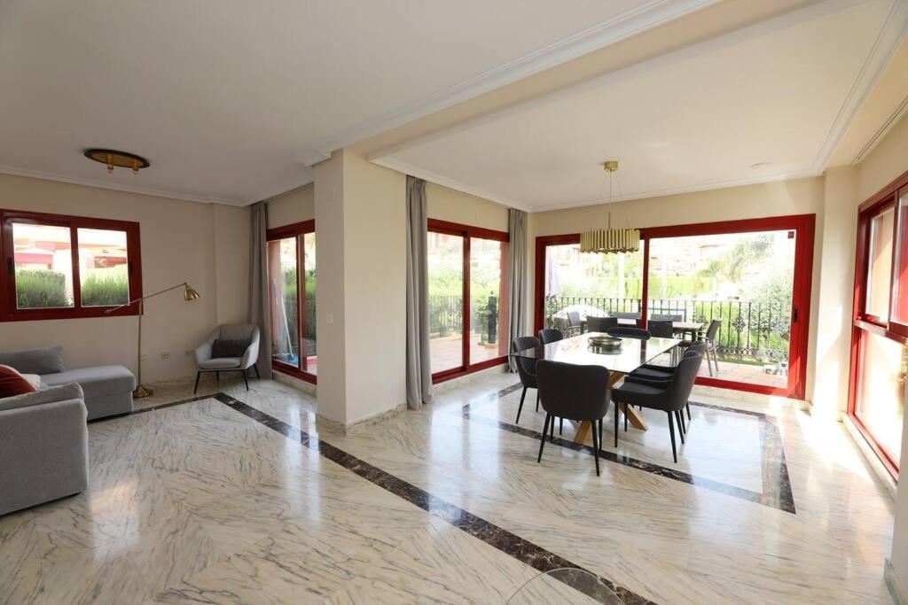 Family In Private Urbanisation With Large Community Pool Benalmadena