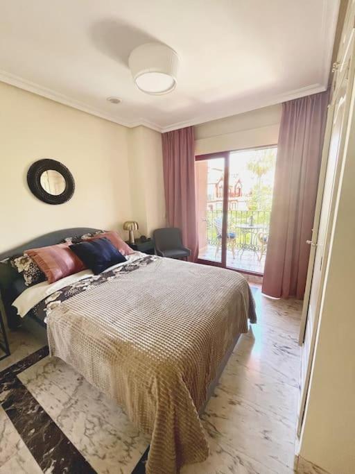 Villa Family In Private Urbanisation With Large Community Pool Benalmadena