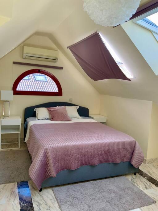 Villa Family In Private Urbanisation With Large Community Pool *