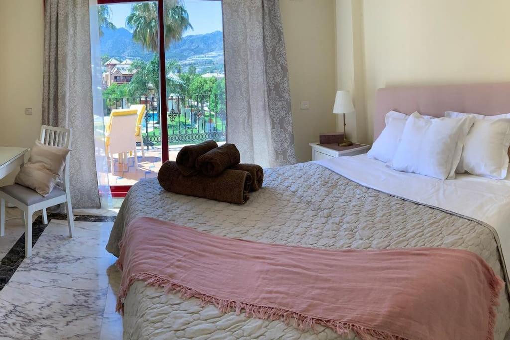Villa Family In Private Urbanisation With Large Community Pool