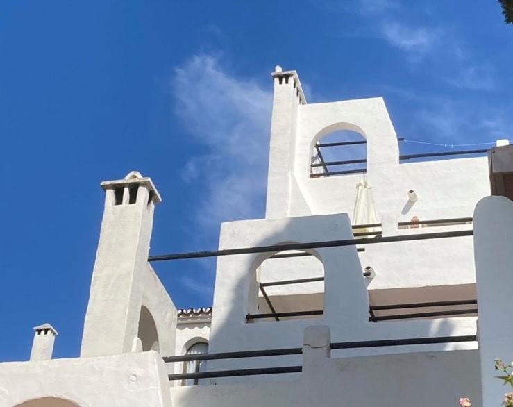 Spectacular Views 2 Bed, Pueblo Evita