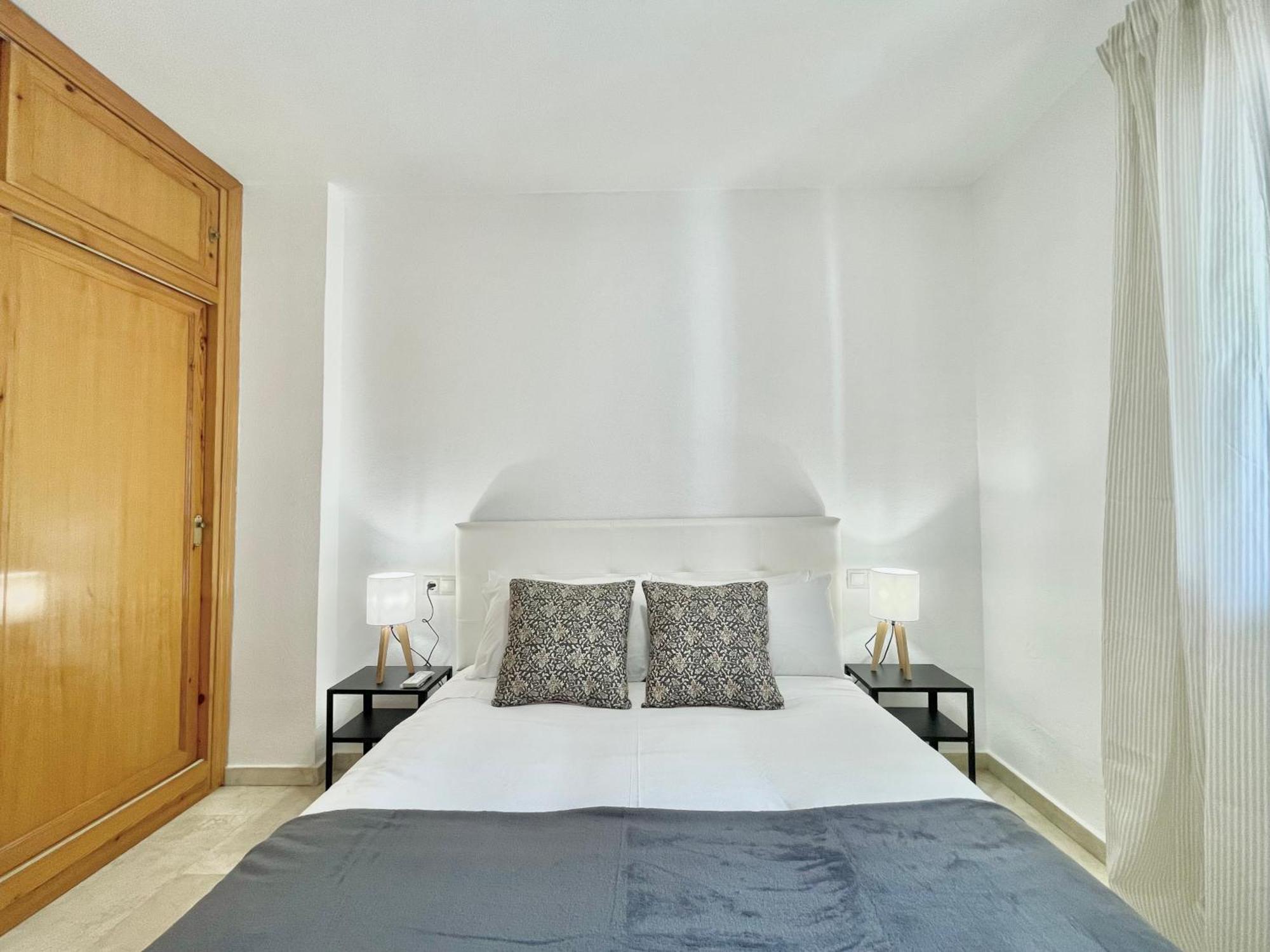 Lafrenchtouch - Centrico Con Piscina Junto Al Tren Apartment