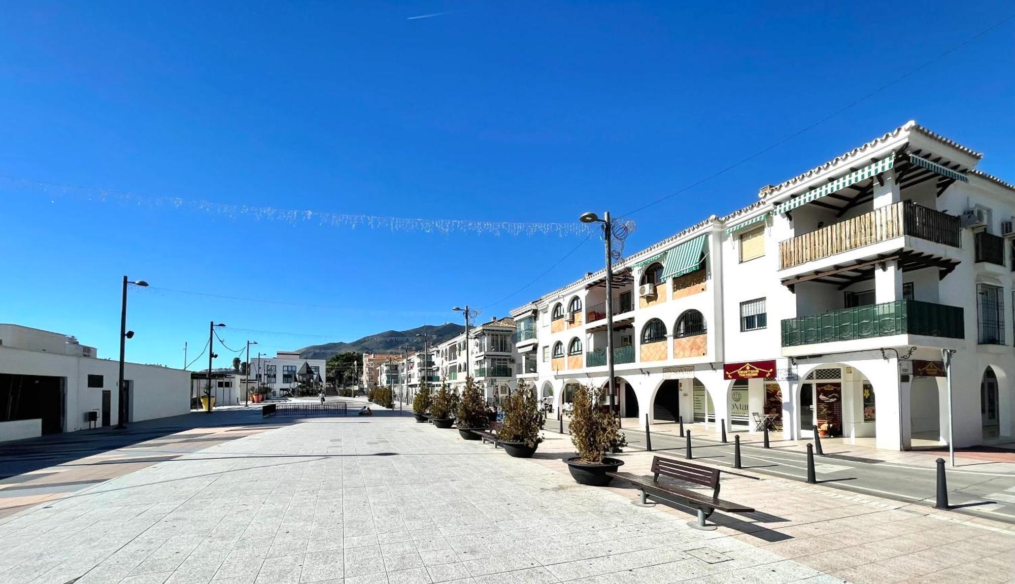 Lafrenchtouch - Centrico Con Piscina Junto Al Tren Apartment Benalmadena
