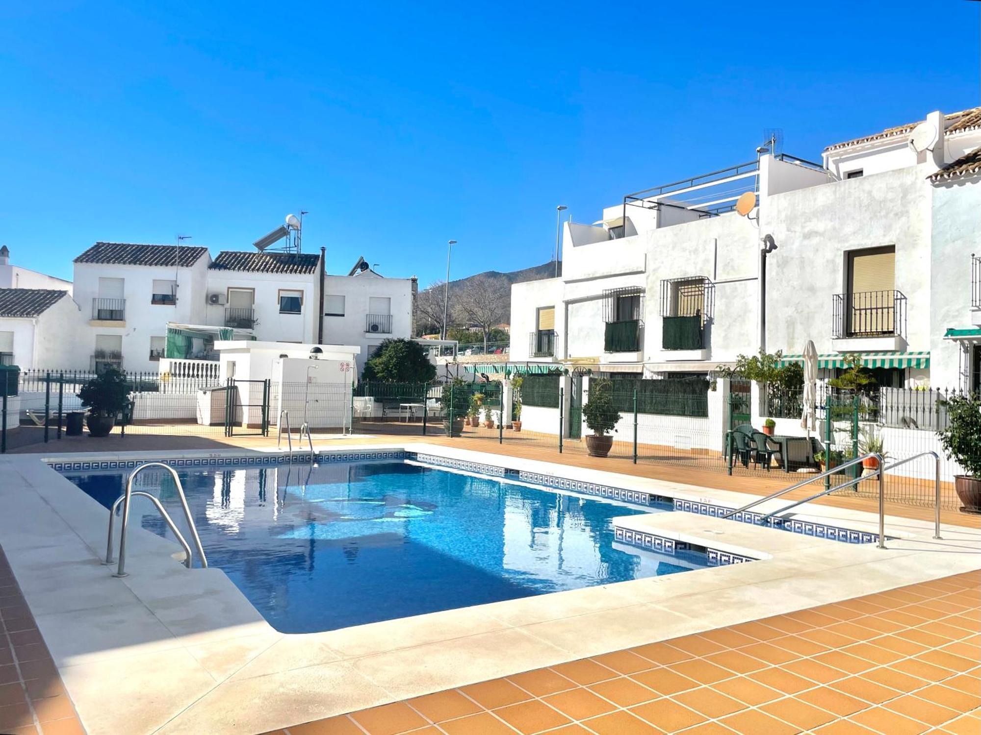 Lafrenchtouch - Centrico Con Piscina Junto Al Tren Apartment